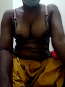 Snapshot of Toma7890 chatting on 02/23/26, 04:48 Toma7890 online show from 02/23/26, 04:48