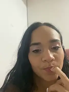 Maria x Alejandra online show from 04/02/26, 11:57