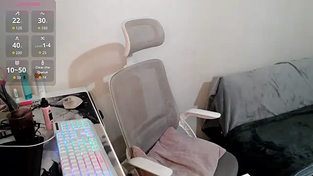 Snapshot of AustrianGirl99AtWork chatting on 02/12/26, 12:27 AustrianGirl99AtWork online show from 02/12/26, 12:27