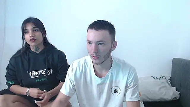 Ariana Esteban07 online show from 02/10/26, 10:52