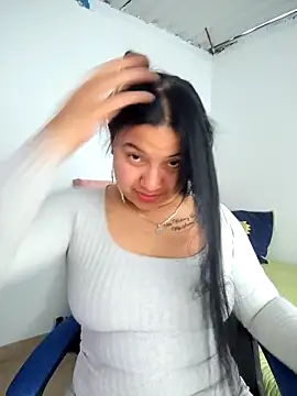 emily-rousee- online show from 04/22/26, 02:29