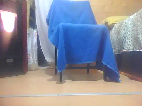 Snapshot of Luanatrav1 chatting on 02/11/26, 09:42 Luanatrav1 online show from 02/11/26, 09:42