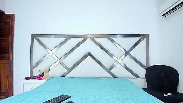 Snapshot of Nico_Hillx chatting on 02/05/26, 05:39 Nico Hillx online show from 02/05/26, 05:39