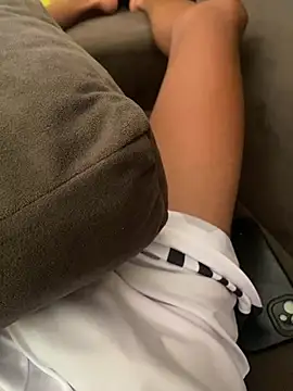 gpauzudo18 online show from 02/02/26, 05:33