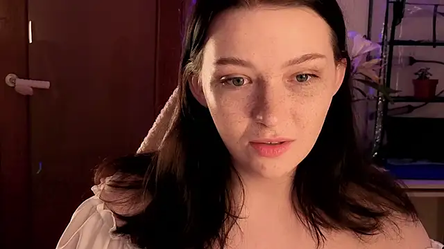 Snapshot of Doll_lira chatting on 02/07/26, 11:19 Doll lira online show from 02/07/26, 11:19