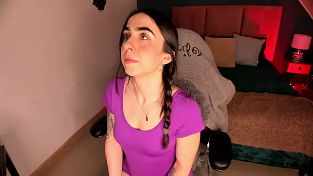 Luna tagliaferri online show from 04/10/26, 08:13