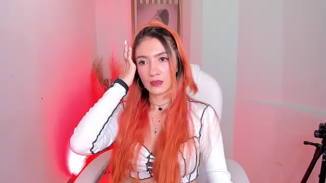 Snapshot of VioletSky1 chatting on 02/27/26, 05:40 VioletSky1 online show from 02/27/26, 05:40