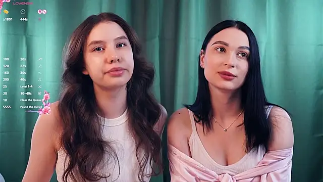 Snapshot of ZofiaSoshnik chatting on 02/06/26, 06:29 ZofiaSoshnik online show from 02/06/26, 06:29