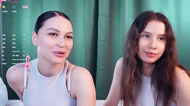 Snapshot of ZofiaSoshnik chatting on 02/09/26, 07:23 ZofiaSoshnik online show from 02/09/26, 07:23