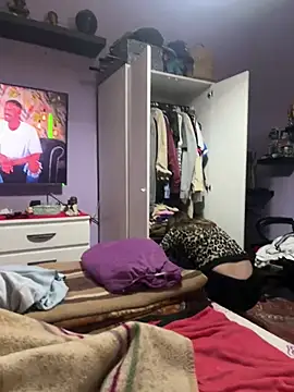 Snapshot of ParejaCanaria12 chatting on 02/04/26, 10:15 ParejaCanaria12 online show from 02/04/26, 10:15