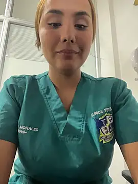 Snapshot of Noa_Harper- chatting on 02/15/26, 09:00 Noa Harper- online show from 02/15/26, 09:00