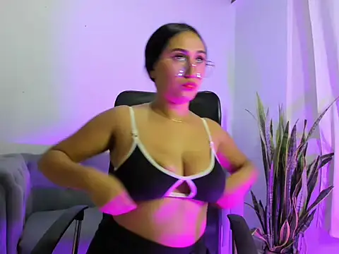 camila wood online show from 03/12/26, 11:33