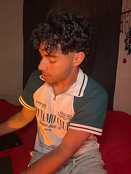 its alejandro27 online show from 02/19/26, 01:12