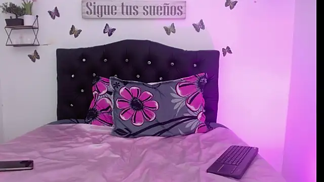 Snapshot of Coral_Villalobos chatting on 02/26/26, 06:29 Coral Villalobos online show from 02/26/26, 06:29