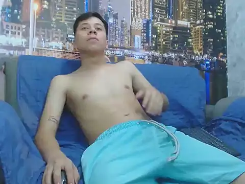 Snapshot of santiago_xxxcol chatting on 02/23/26, 11:46 santiago xxxcol online show from 02/23/26, 11:46