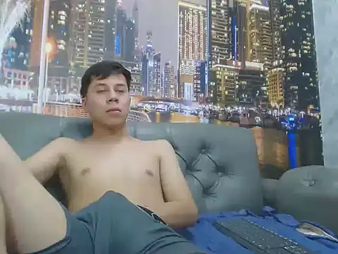 santiago xxxcol online show from 03/07/26, 11:46