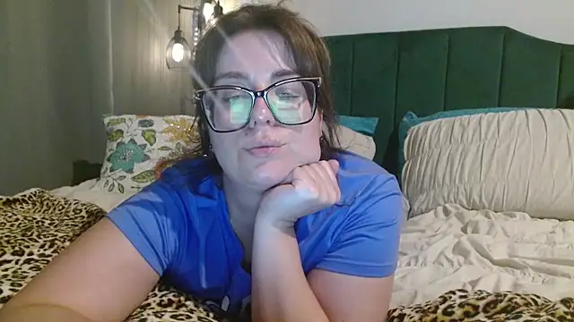 HazelSkyesChat online show from 04/01/26, 11:46