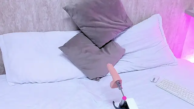 kelly 666 online show from 04/23/26, 03:30