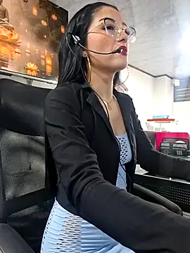 Jade connor online show from 04/23/26, 07:05