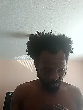 Snapshot of javon863 chatting on 02/19/26, 02:35 javon863 online show from 02/19/26, 02:35