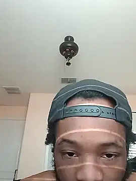 Snapshot of javon863 chatting on 02/21/26, 12:39 javon863 online show from 02/21/26, 12:39