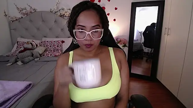 Snapshot of hope11x chatting on 03/02/26, 04:25 hope11x online show from 03/02/26, 04:25