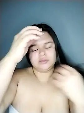 SamanthaStonee online show from 04/10/26, 03:34