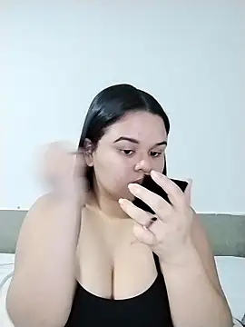 Snapshot of SamanthaStonee chatting on 05/13/26, 11:44 SamanthaStonee online show from 05/13/26, 11:44