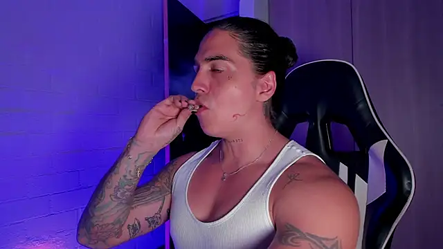 Snapshot of Cry_Duran chatting on 03/02/26, 08:26 Cry Duran online show from 03/02/26, 08:26