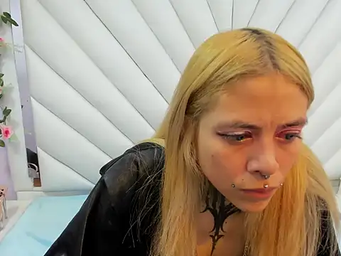 Dakota Angell  online show from 02/05/26, 03:00