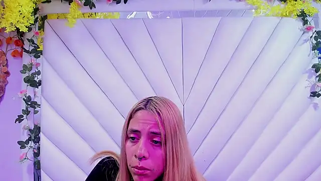 Dakota Angell  online show from 02/10/26, 02:59