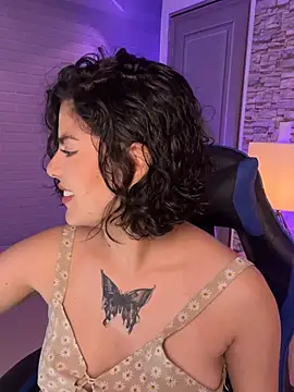 butterflyx39 online show from 04/21/26, 11:49