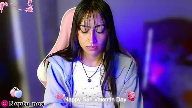 Snapshot of kuromi_x chatting on 02/17/26, 04:20 kuromi x online show from 02/17/26, 04:20