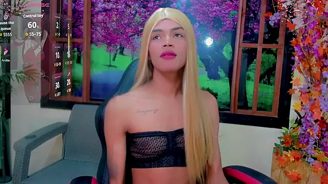 Karol Vanessa   online show from 04/23/26, 12:29