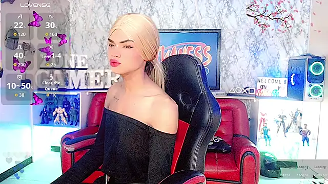 Snapshot of Karol_Vanessa__ chatting on 04/29/26, 11:36 Karol Vanessa online show from 04/29/26, 11:36
