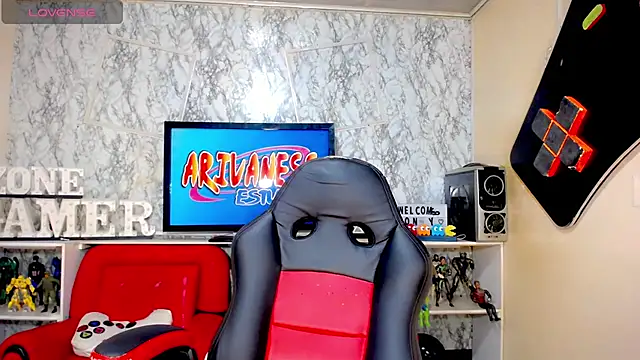 Snapshot of Karol_Vanessa__ chatting on 06/05/26, 11:27 Karol Vanessa online show from 06/05/26, 11:27