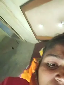 Snapshot of Gungun_thakur chatting on 02/06/26, 10:24 Gungun thakur online show from 02/06/26, 10:24