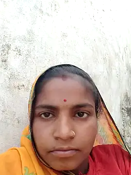 Snapshot of Gungun_thakur chatting on 02/12/26, 05:57 Gungun thakur online show from 02/12/26, 05:57