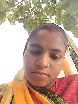 Snapshot of Gungun_thakur chatting on 02/22/26, 08:02 Gungun thakur online show from 02/22/26, 08:02