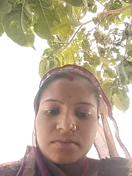 Snapshot of Gungun_thakur chatting on 02/27/26, 06:24 Gungun thakur online show from 02/27/26, 06:24