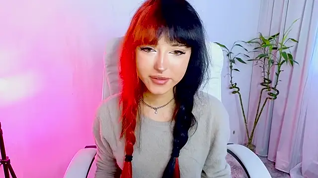 Snapshot of __Amiraa chatting on 02/08/26, 11:02 Amiraa online show from 02/08/26, 11:02