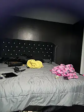 tipheragain online show from 04/15/26, 04:19