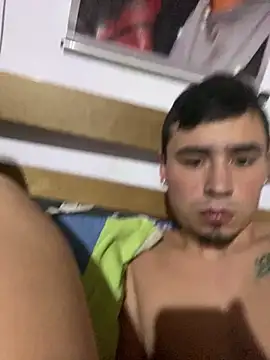 ChloeandAdam online show from 04/01/26, 12:22