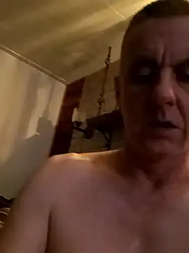 sexy hottie guy online show from 04/22/26, 03:13