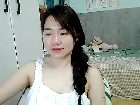 Amy8386 online show from 04/12/26, 03:44