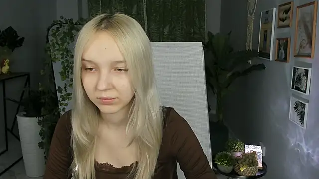 MaoqiBeverly online show from 04/22/26, 05:10