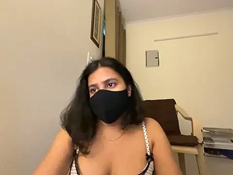 Anna girl22 online show from 04/14/26, 04:13