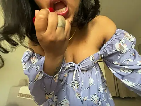 Anna girl22 online show from 04/23/26, 01:02