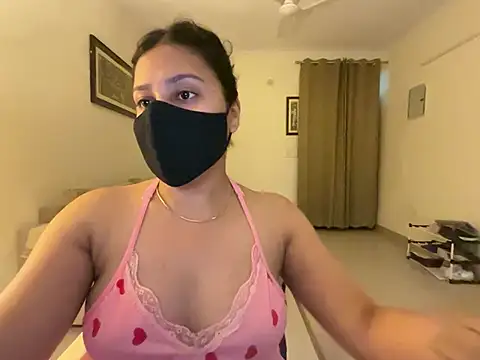 Snapshot of Anna_girl22 chatting on 07/22/26, 02:31 Anna girl22 online show from 07/22/26, 02:31