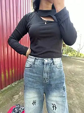 Snapshot of susin-beo chatting on 02/16/26, 07:37 susin-beo online show from 02/16/26, 07:37